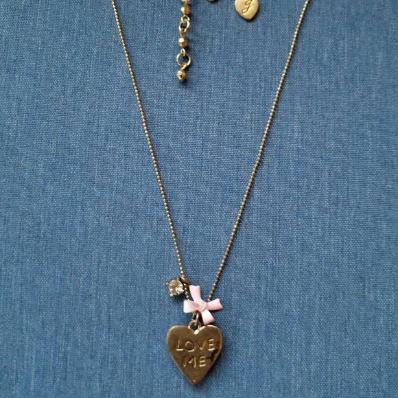Betsey Johnson Pavé Stone Heart Necklace - EPC - Picture 2 of 8